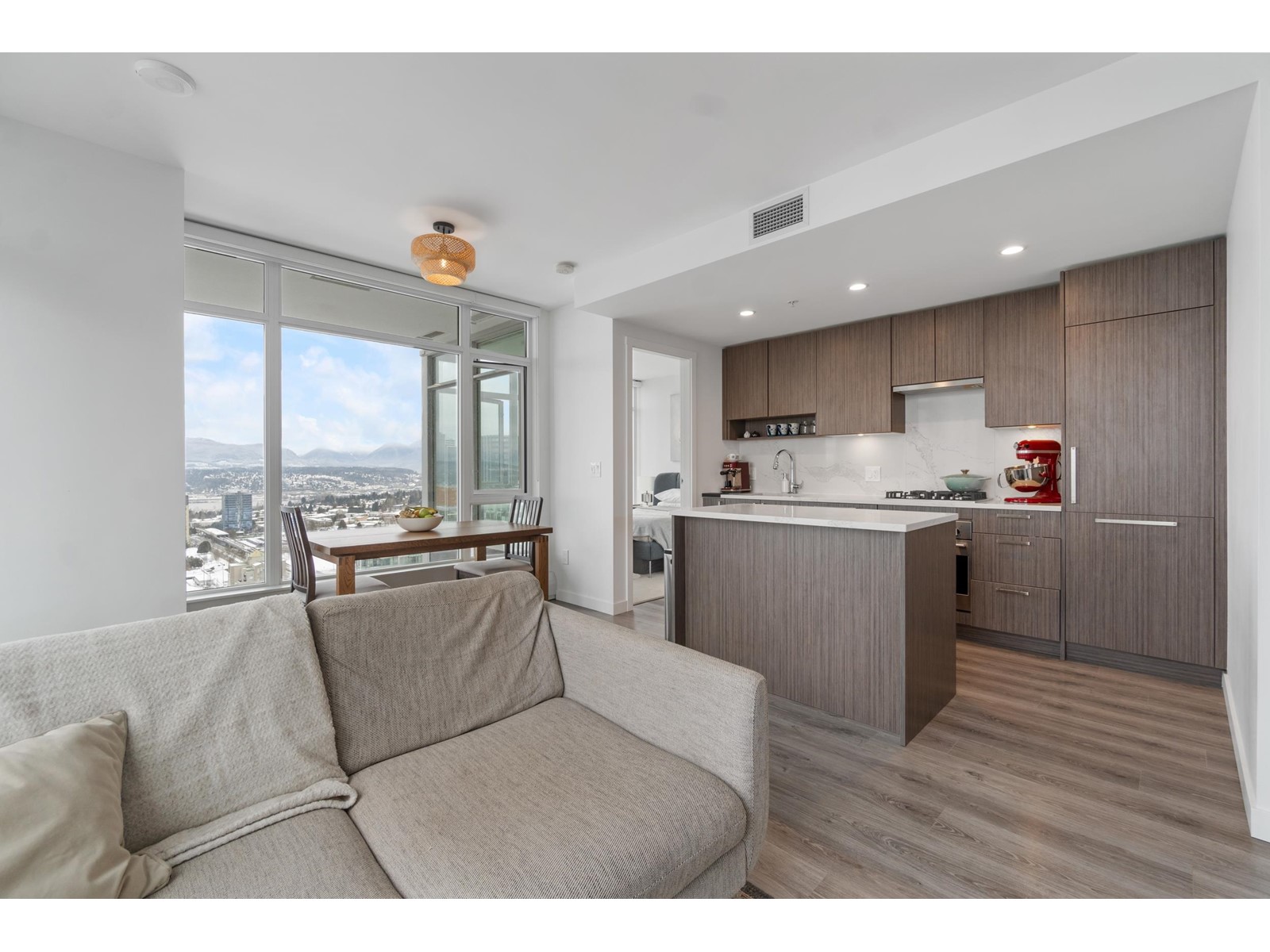 3102 13350 Central Avenue, Surrey, British Columbia  V3T 0S1 - Photo 5 - R2964230