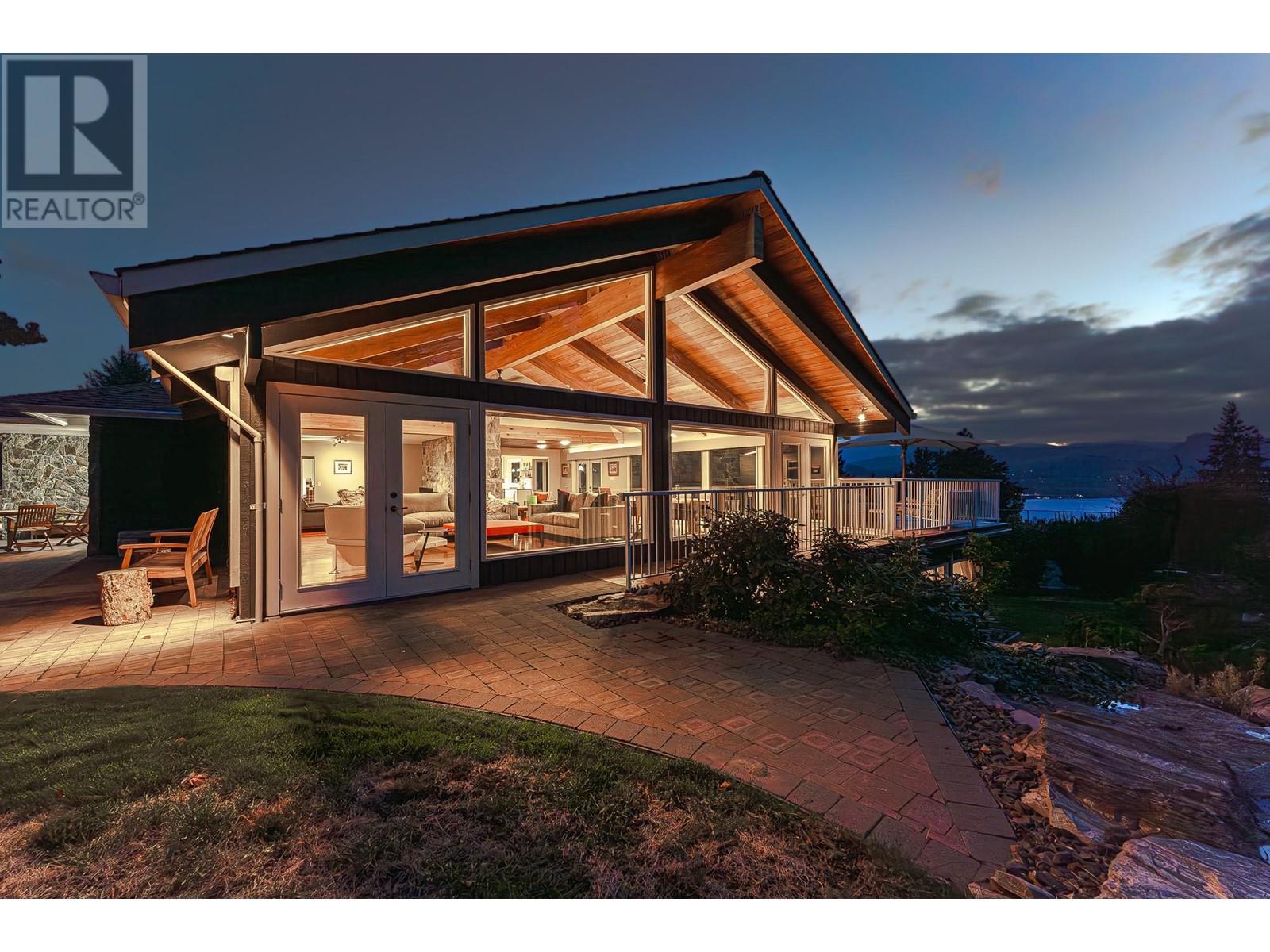 3029 Spruce Drive, Naramata, British Columbia  V0H 1N1 - Photo 76 - 10346723