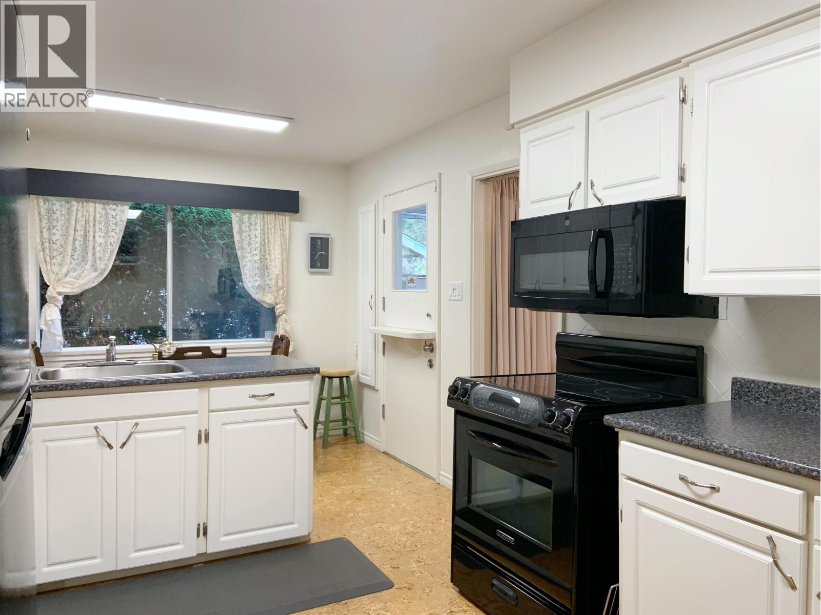 10880 Southridge Road, Richmond, British Columbia  V7A 2X4 - Photo 18 - R3041636