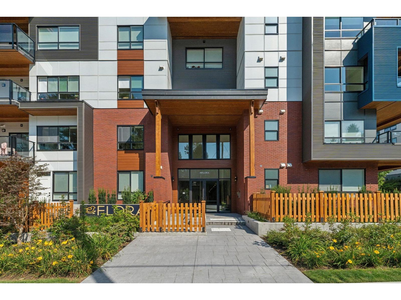 206 20286 72B AVENUE, langley, British Columbia