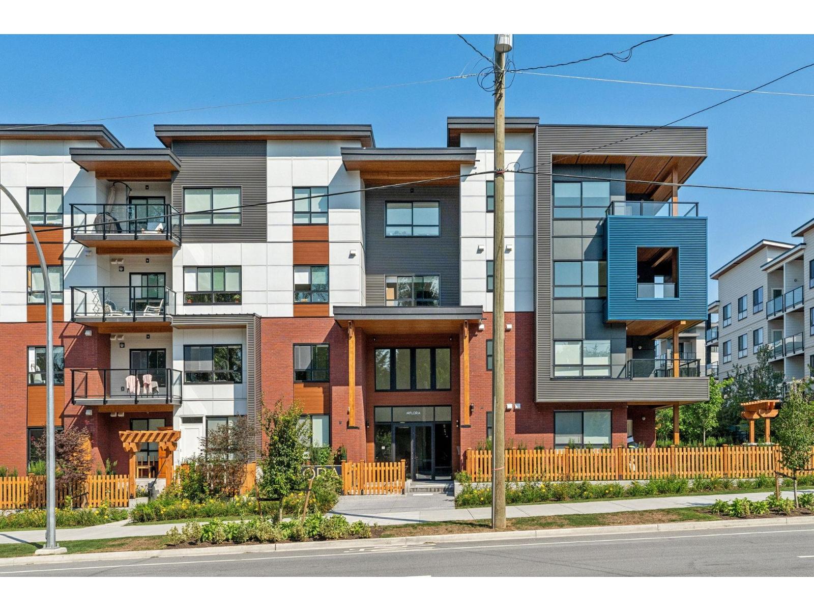 202 20286 72B AVENUE, langley, British Columbia