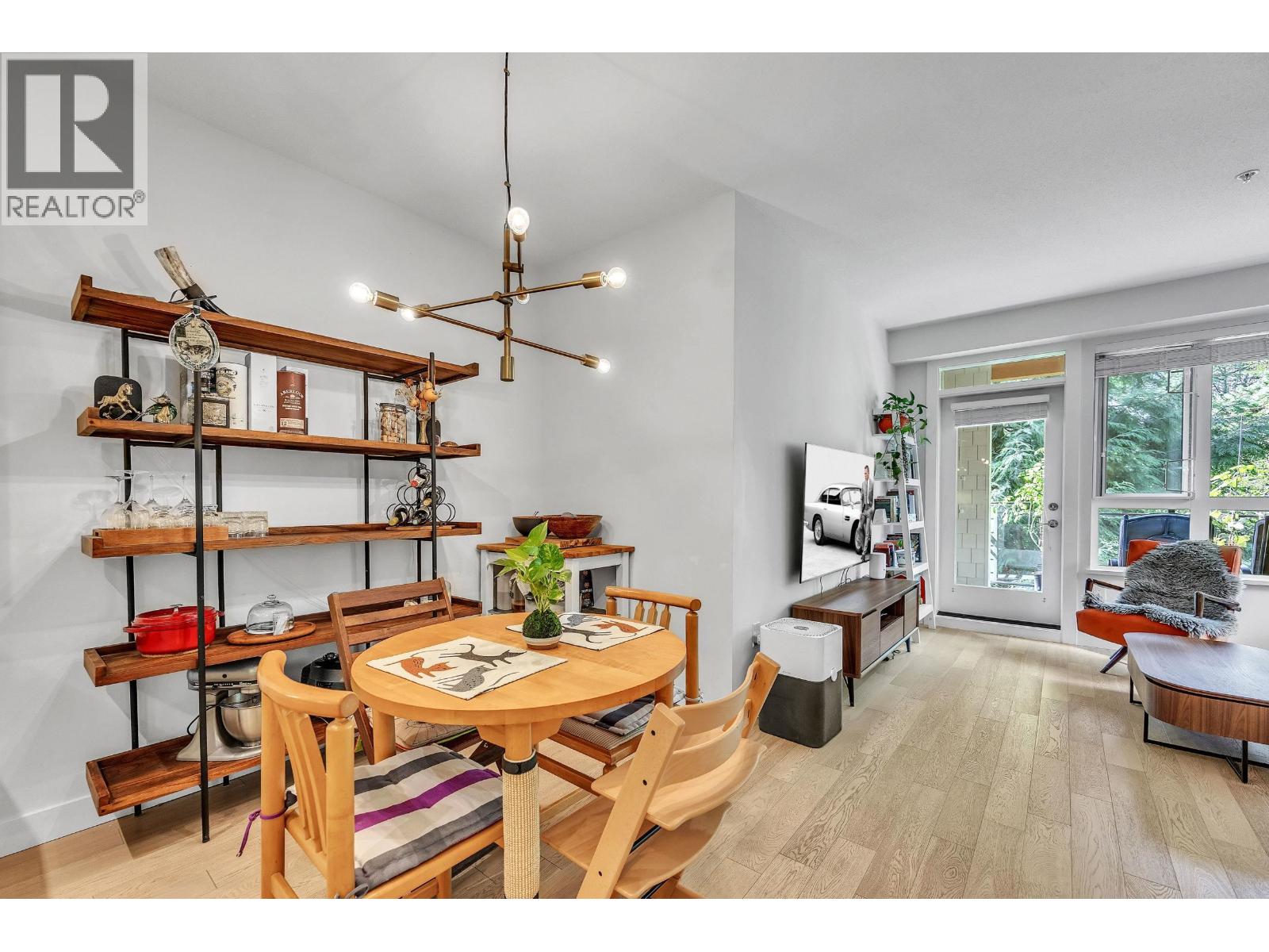 306 3399 Noel Drive, Burnaby, British Columbia  V3J 0G8 - Photo 8 - R3042563