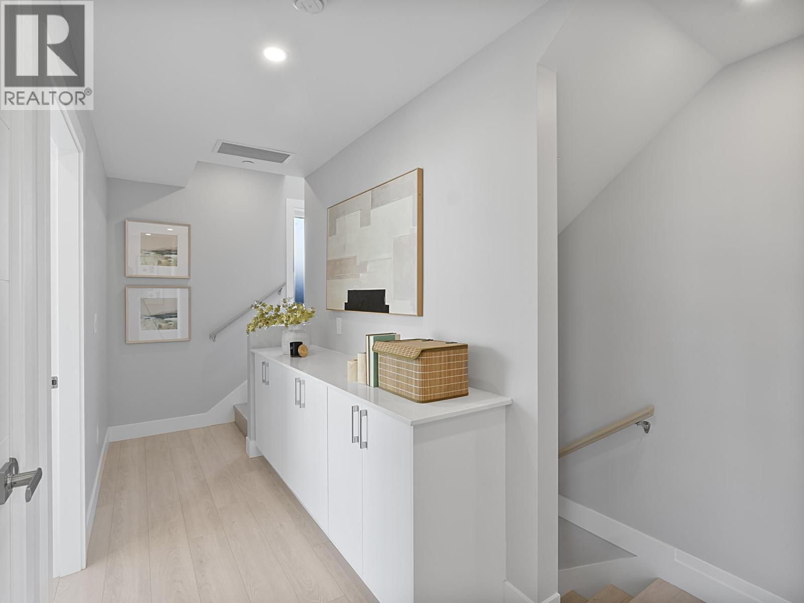 885 E King Edward Avenue, Vancouver, British Columbia  V5V 2E4 - Photo 10 - R3043165