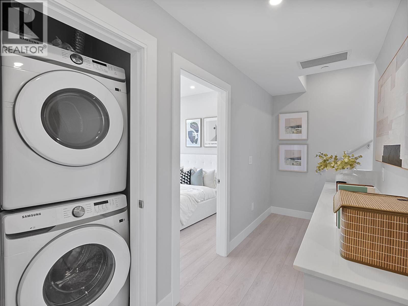 885 E King Edward Avenue, Vancouver, British Columbia  V5V 2E4 - Photo 12 - R3043165