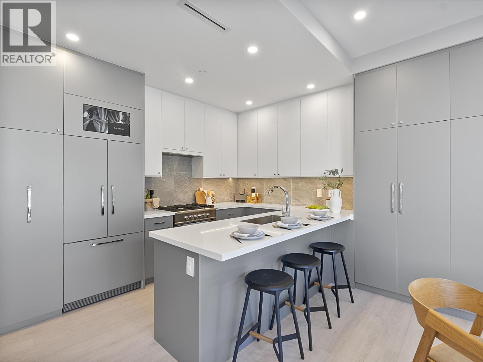 885 E King Edward Avenue, Vancouver, British Columbia  V5V 2E4 - Photo 5 - R3043165