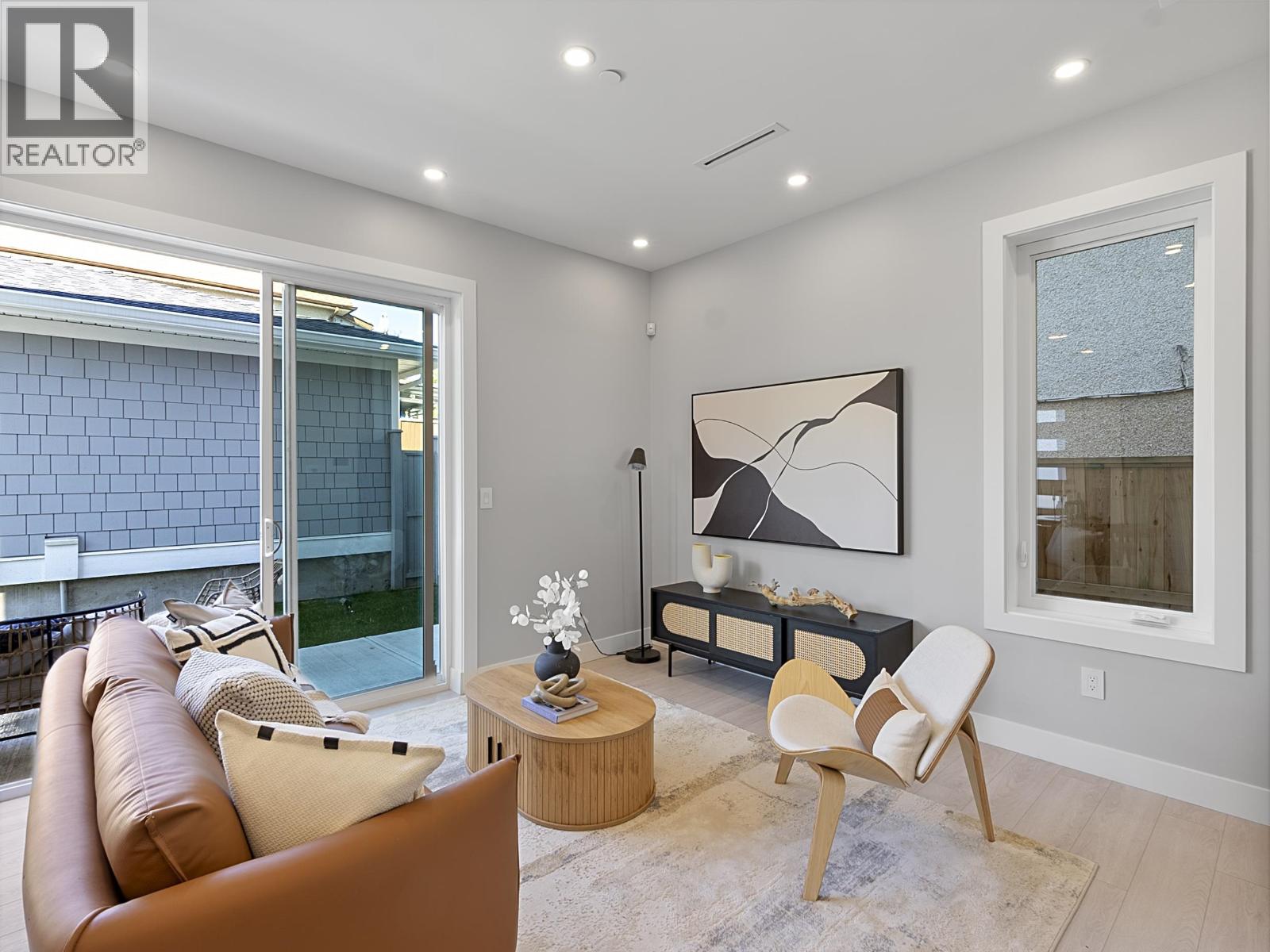 885 E King Edward Avenue, Vancouver, British Columbia  V5V 2E4 - Photo 7 - R3043165