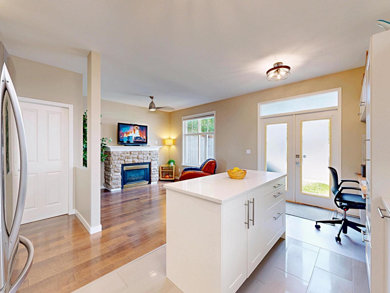 14883 57a Avenue, Surrey, British Columbia  V3S 8W6 - Photo 7 - R3043304