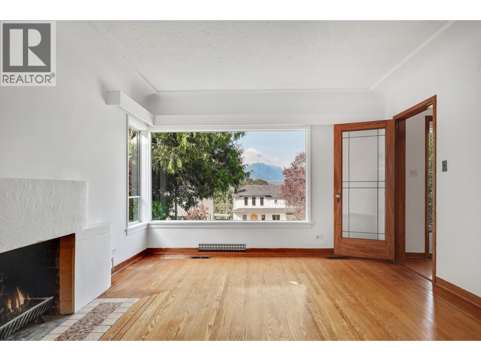 3746 Edinburgh Street, Burnaby, British Columbia  V5C 1R5 - Photo 12 - R3046732