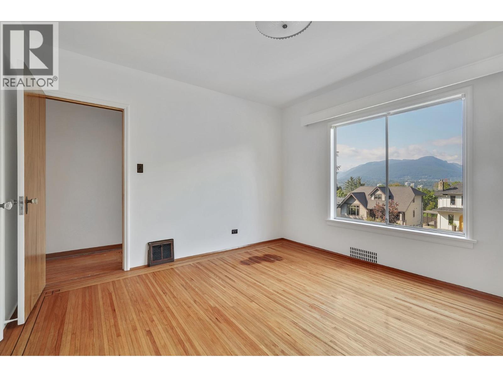 3746 Edinburgh Street, Burnaby, British Columbia  V5C 1R5 - Photo 17 - R3046732