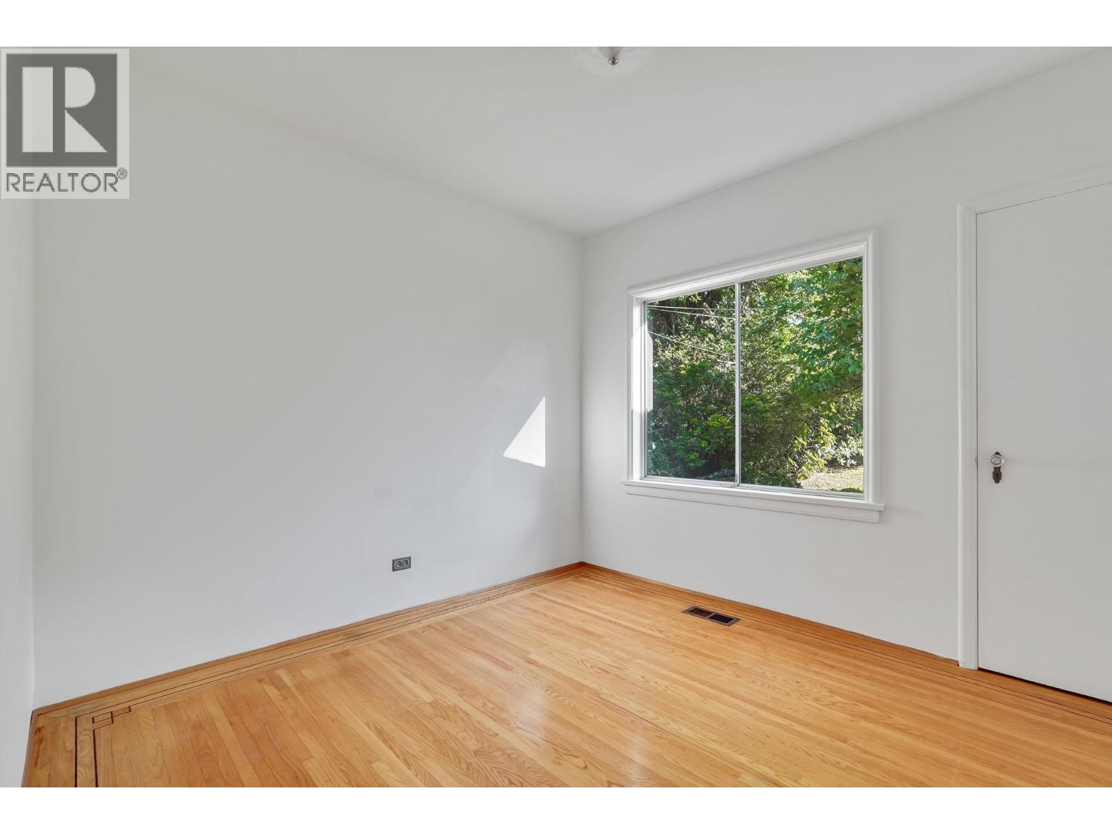 3746 Edinburgh Street, Burnaby, British Columbia  V5C 1R5 - Photo 19 - R3046732