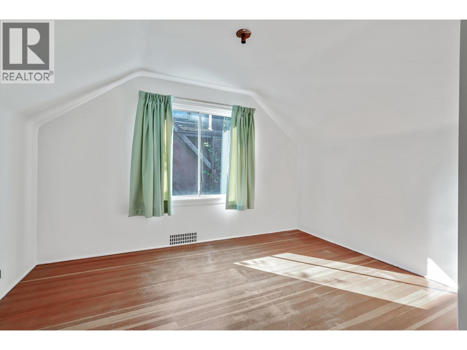 3746 Edinburgh Street, Burnaby, British Columbia  V5C 1R5 - Photo 24 - R3046732