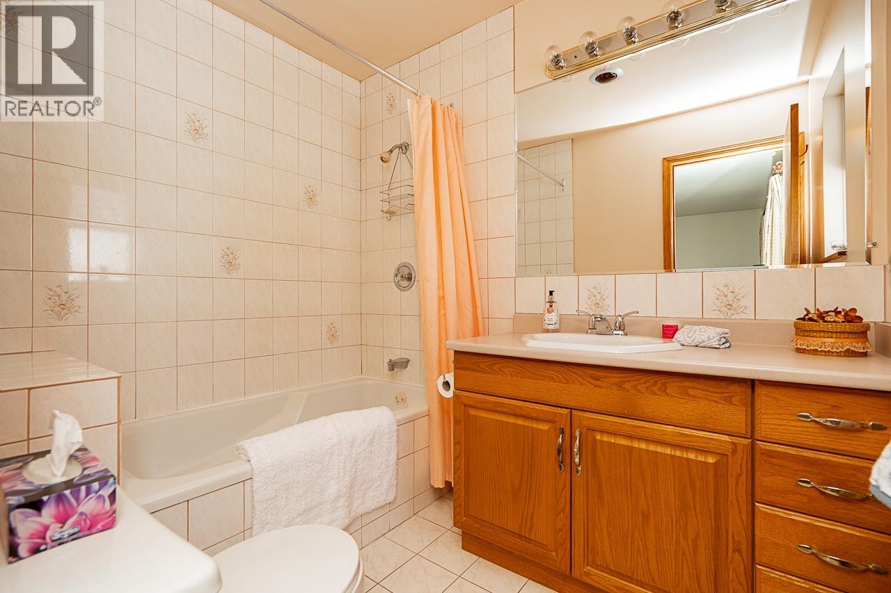 5388 Halley Avenue, Burnaby, British Columbia  V5H 2P8 - Photo 14 - R3048789