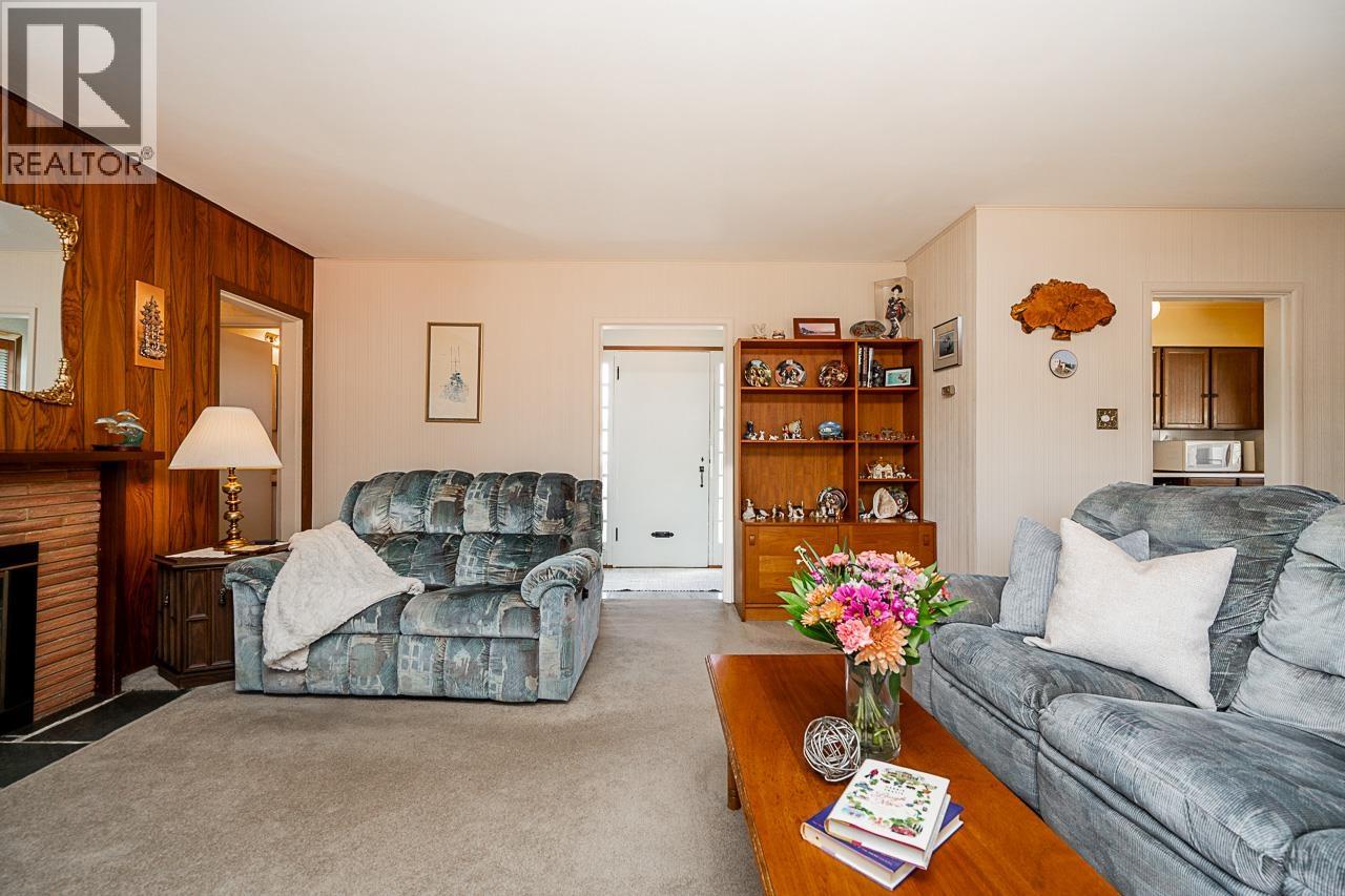 5388 Halley Avenue, Burnaby, British Columbia  V5H 2P8 - Photo 7 - R3048789