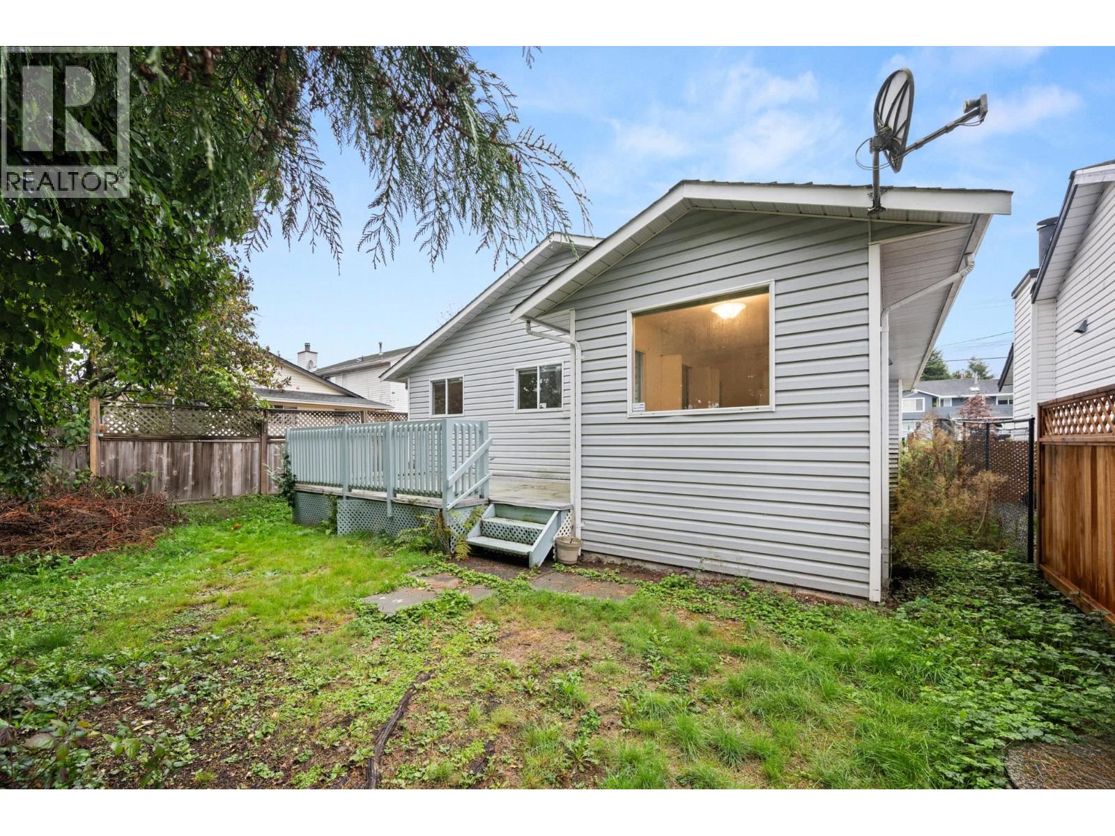 11677 203 Street, Maple Ridge, British Columbia  V2X 4T8 - Photo 34 - R3058220