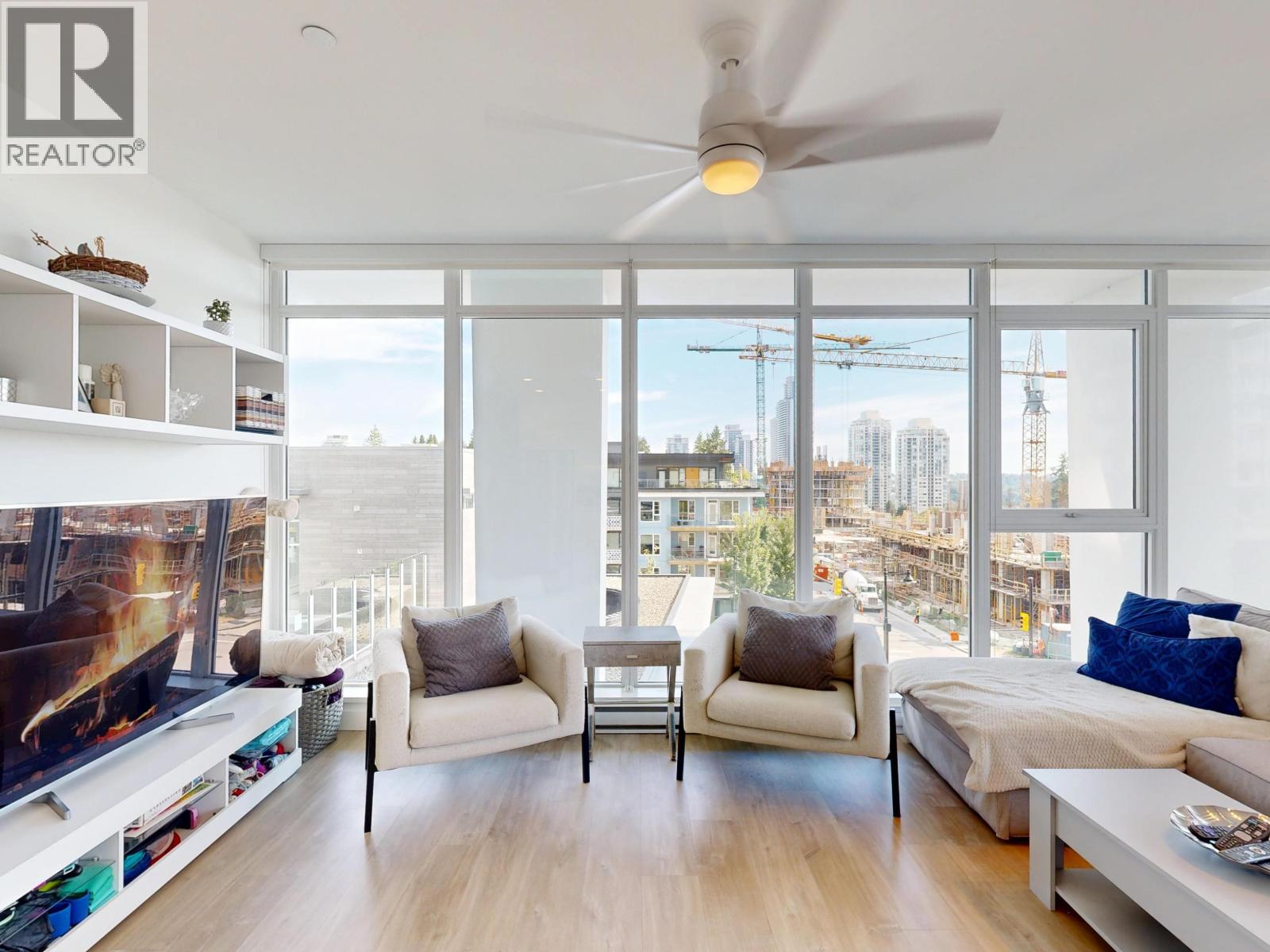 404 657 Whiting Way, Coquitlam, British Columbia  V3J 0J6 - Photo 11 - R3058742