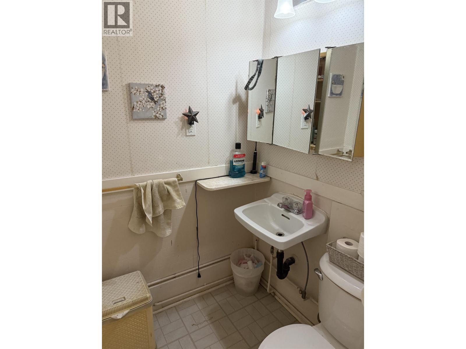 423 Sixth Street, New Westminster, British Columbia  V3L 3B1 - Photo 10 - R3061083