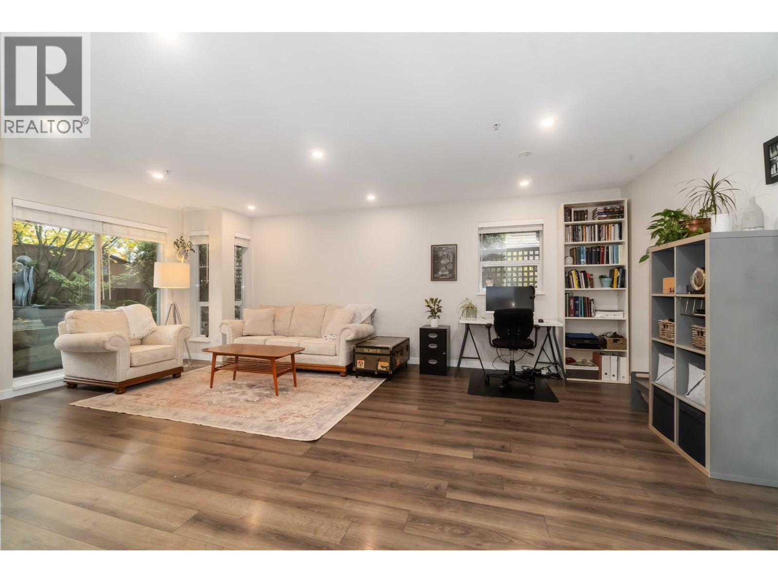 310 1000 Bowron Court, North Vancouver, British Columbia  V7H 2V8 - Photo 6 - R3061181