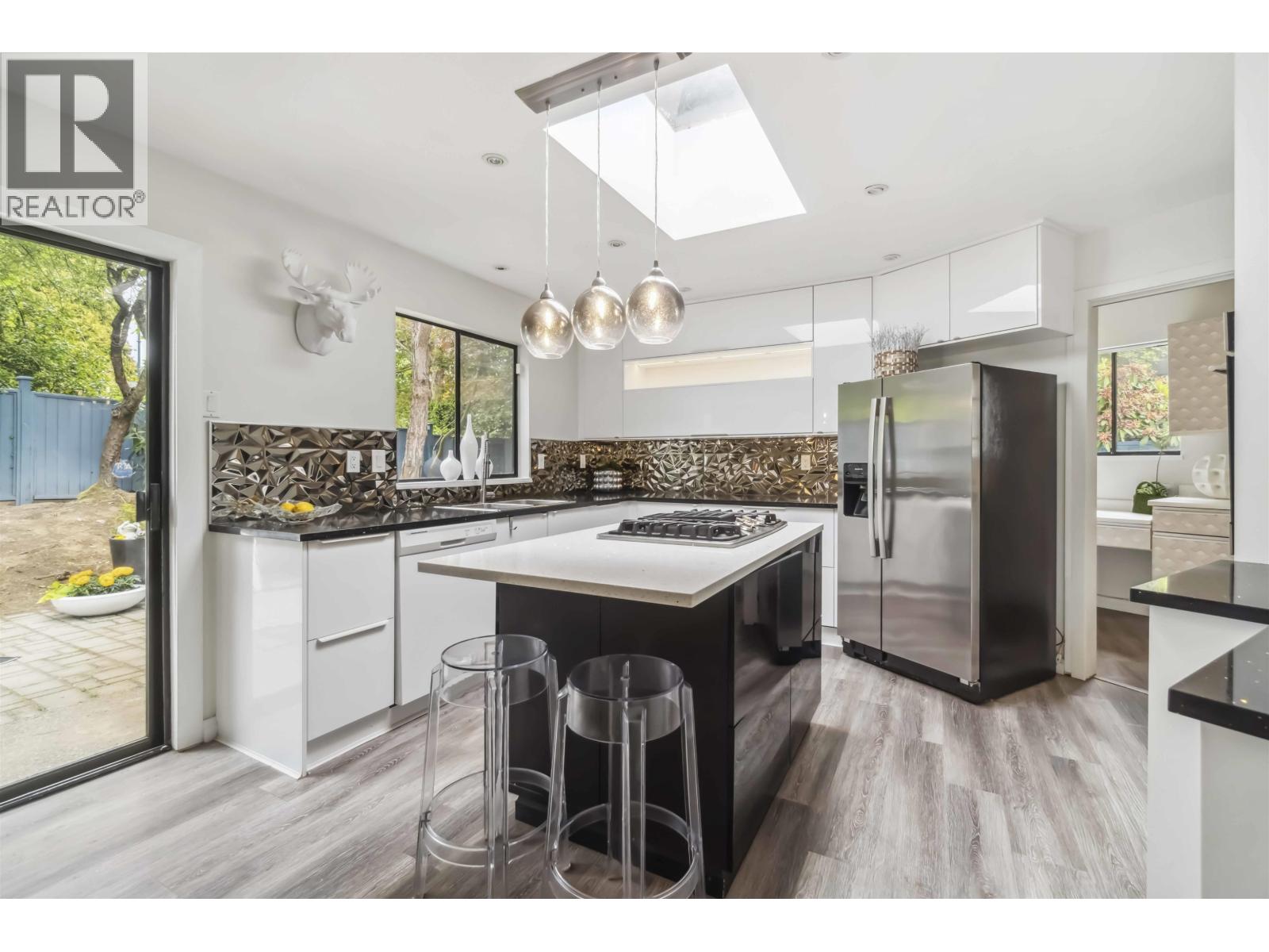 4133 Tytahun Crescent, Vancouver, British Columbia  V6N 3N1 - Photo 11 - R3061477