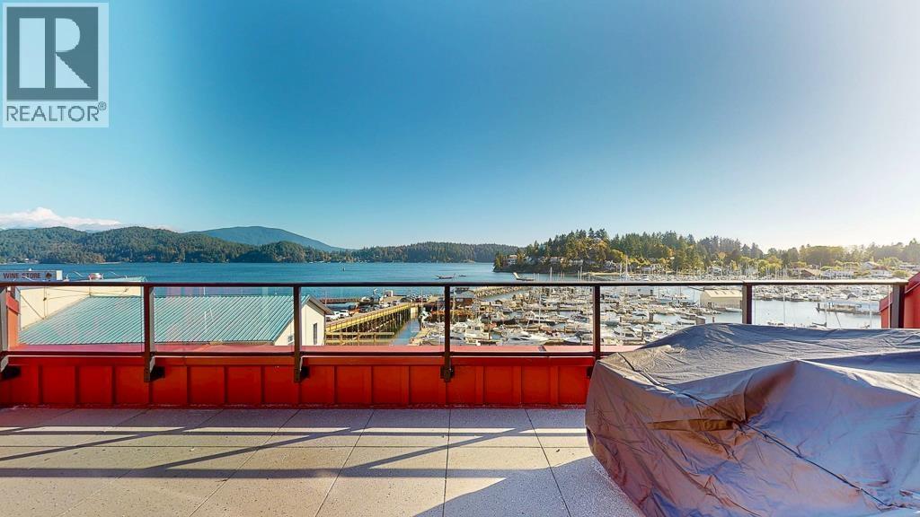 102 263 Gower Point Road, Gibsons, British Columbia  V0N 1V0 - Photo 2 - R3062777