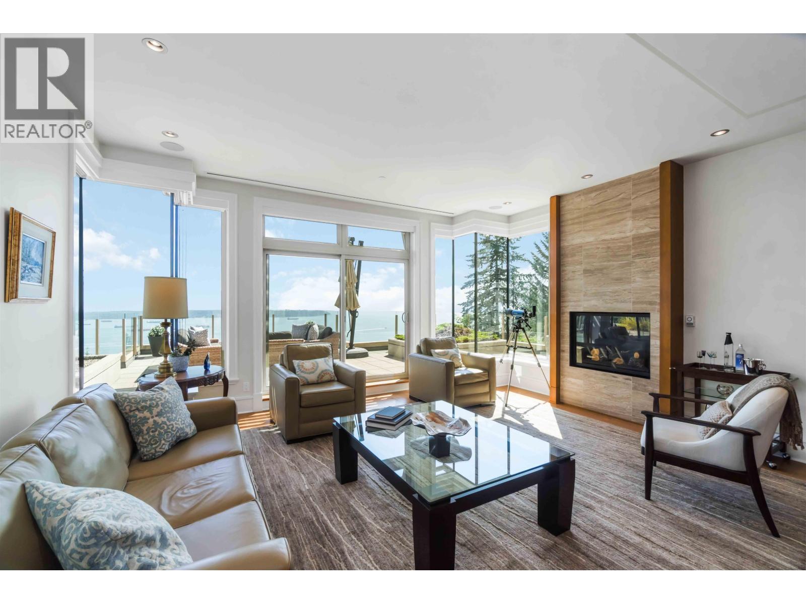 304 2535 Garden Court, West Vancouver, British Columbia  V7S 0A1 - Photo 10 - R3062981