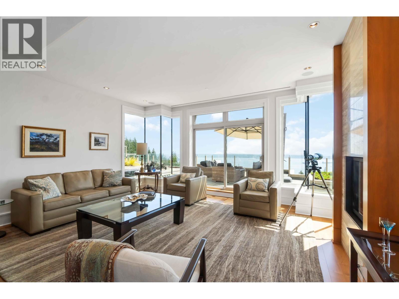 304 2535 Garden Court, West Vancouver, British Columbia  V7S 0A1 - Photo 11 - R3062981