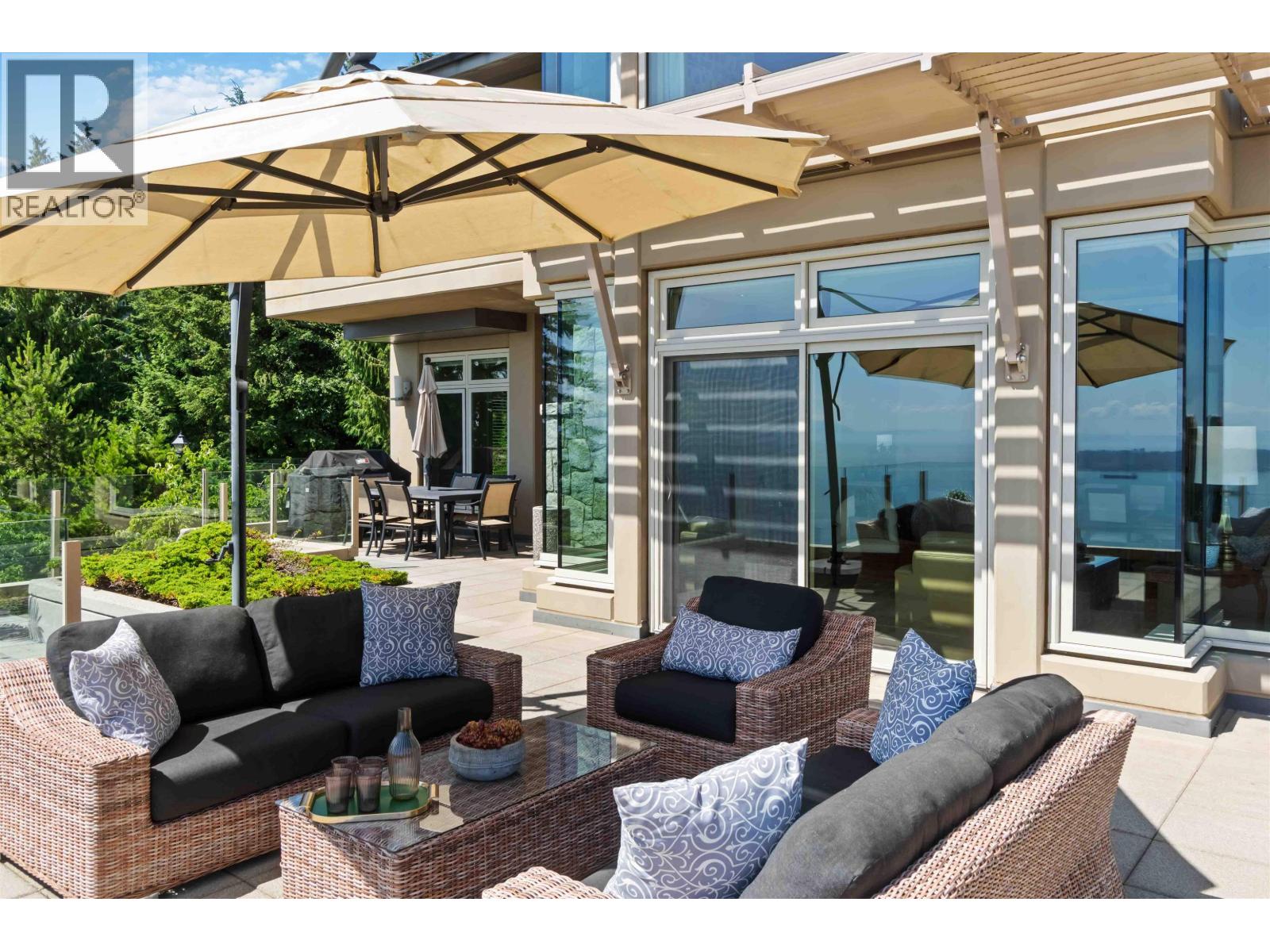 304 2535 Garden Court, West Vancouver, British Columbia  V7S 0A1 - Photo 12 - R3062981