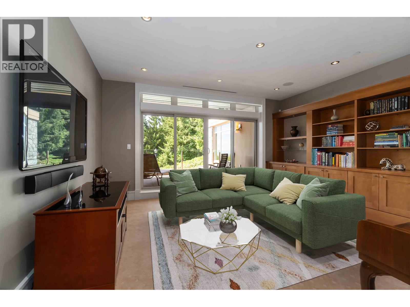 304 2535 Garden Court, West Vancouver, British Columbia  V7S 0A1 - Photo 20 - R3062981