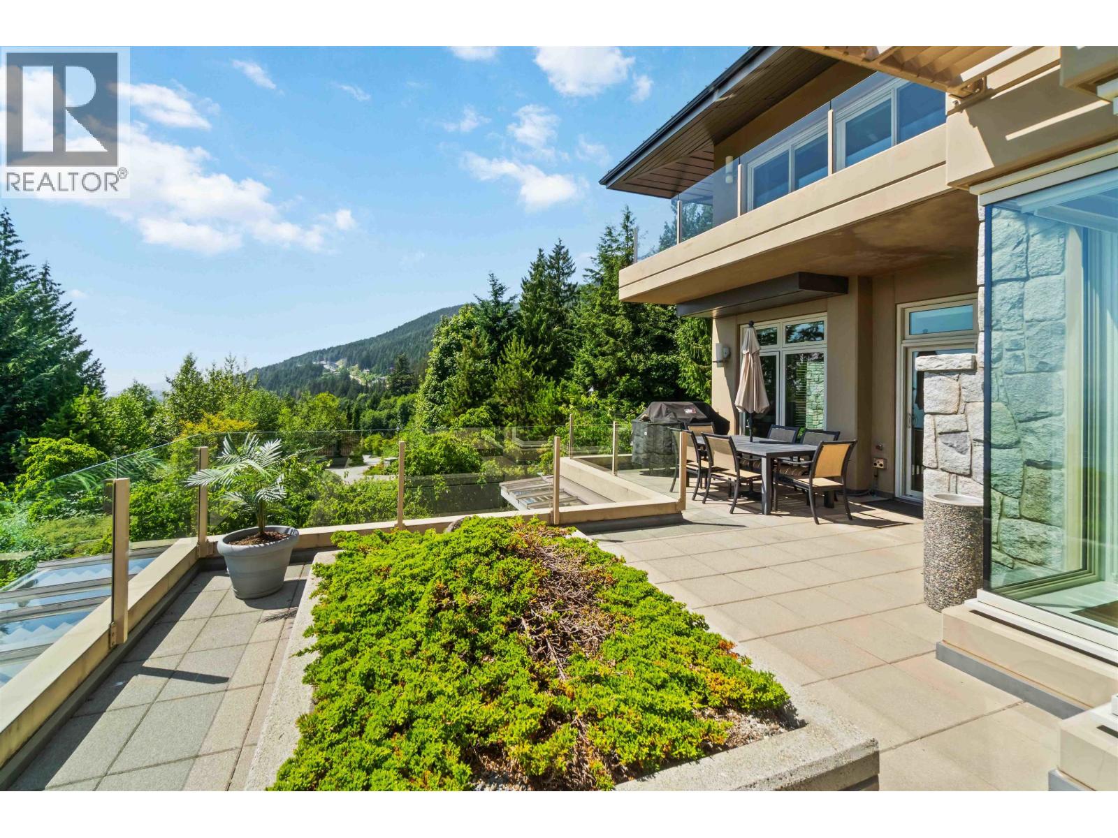 304 2535 Garden Court, West Vancouver, British Columbia  V7S 0A1 - Photo 34 - R3062981