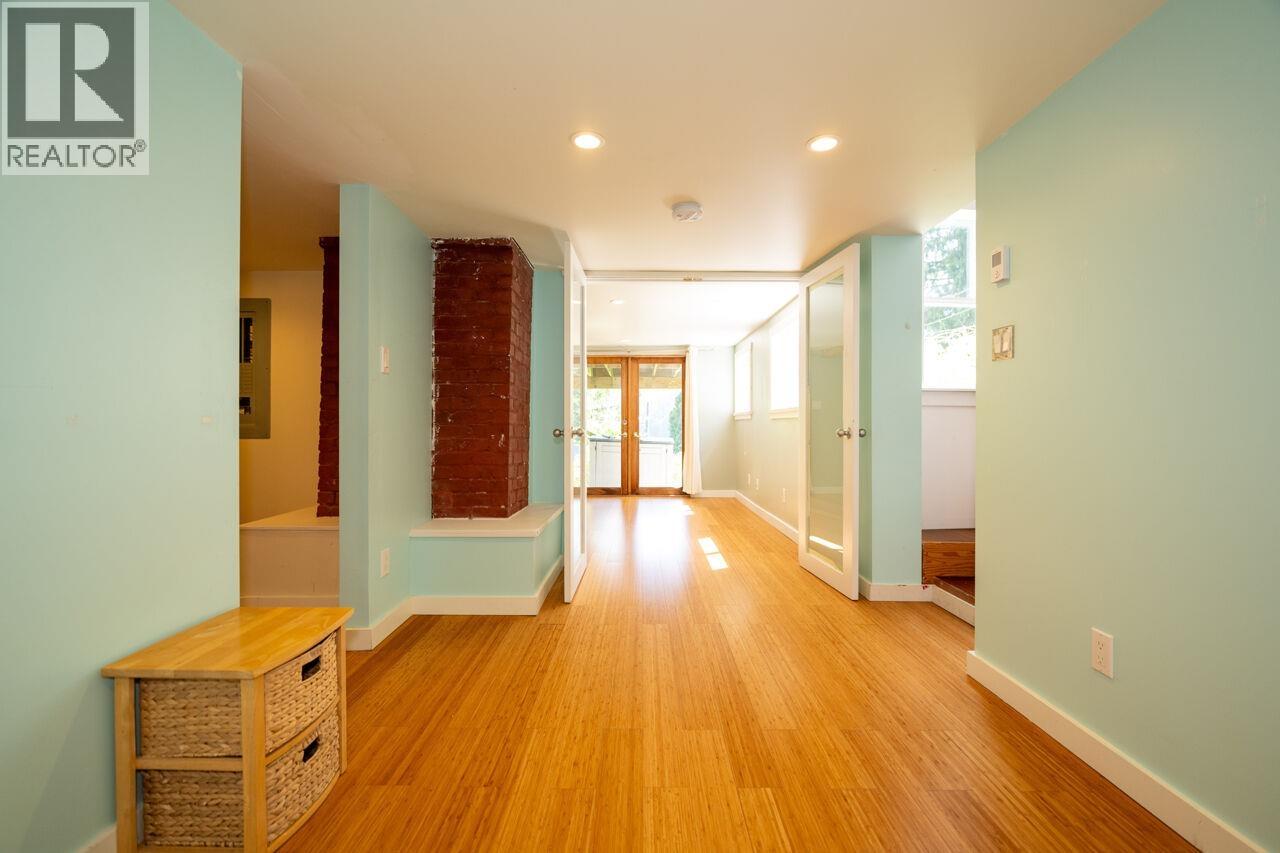 987 Dorman Road, Bowen Island, British Columbia  V0N 1G1 - Photo 16 - R3064351