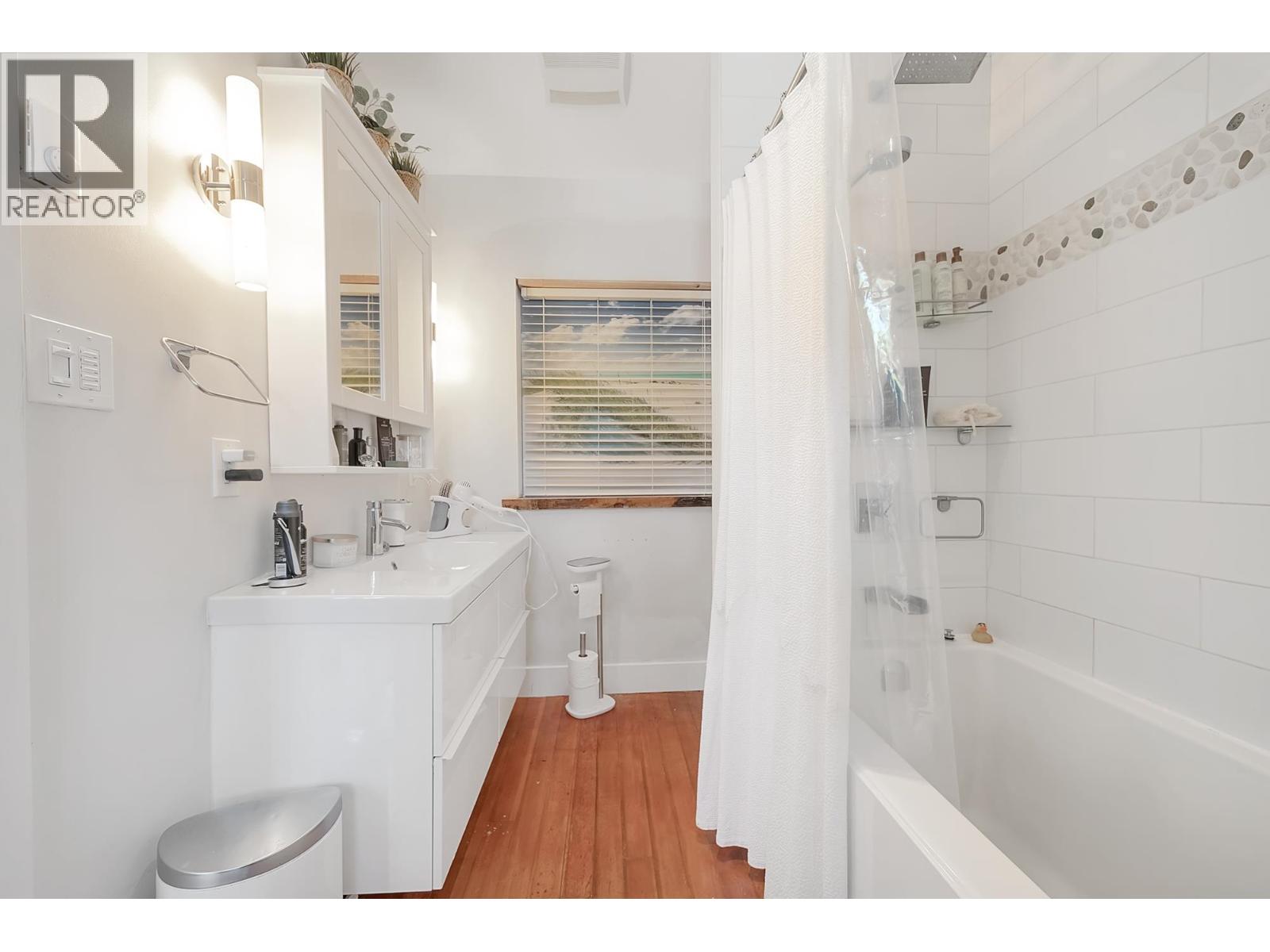 153 W 19th Avenue, Vancouver, British Columbia  V5Y 2B5 - Photo 13 - R3064838