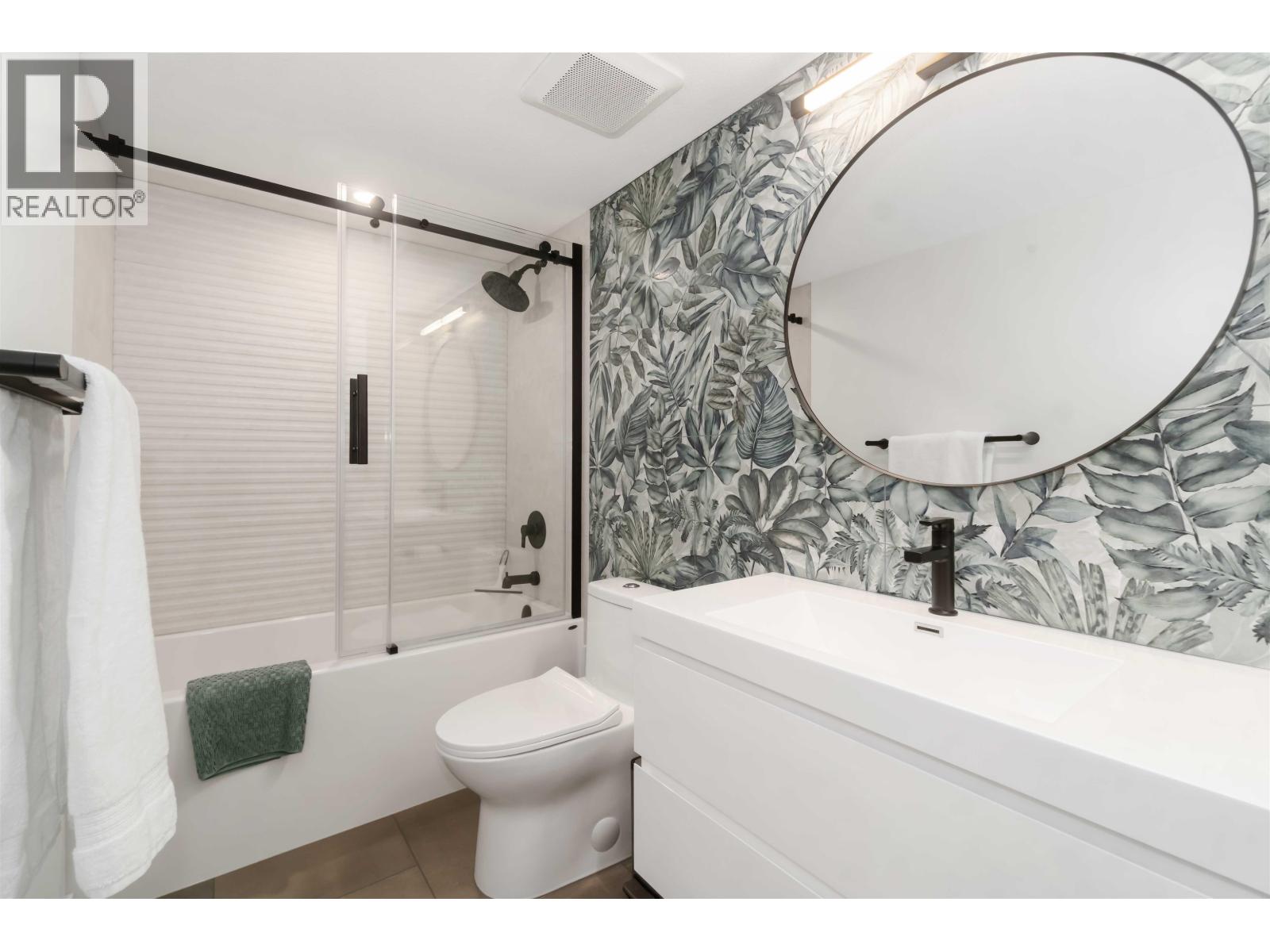 310 1000 Bowron Court, North Vancouver, British Columbia  V7H 2V8 - Photo 19 - R3067323