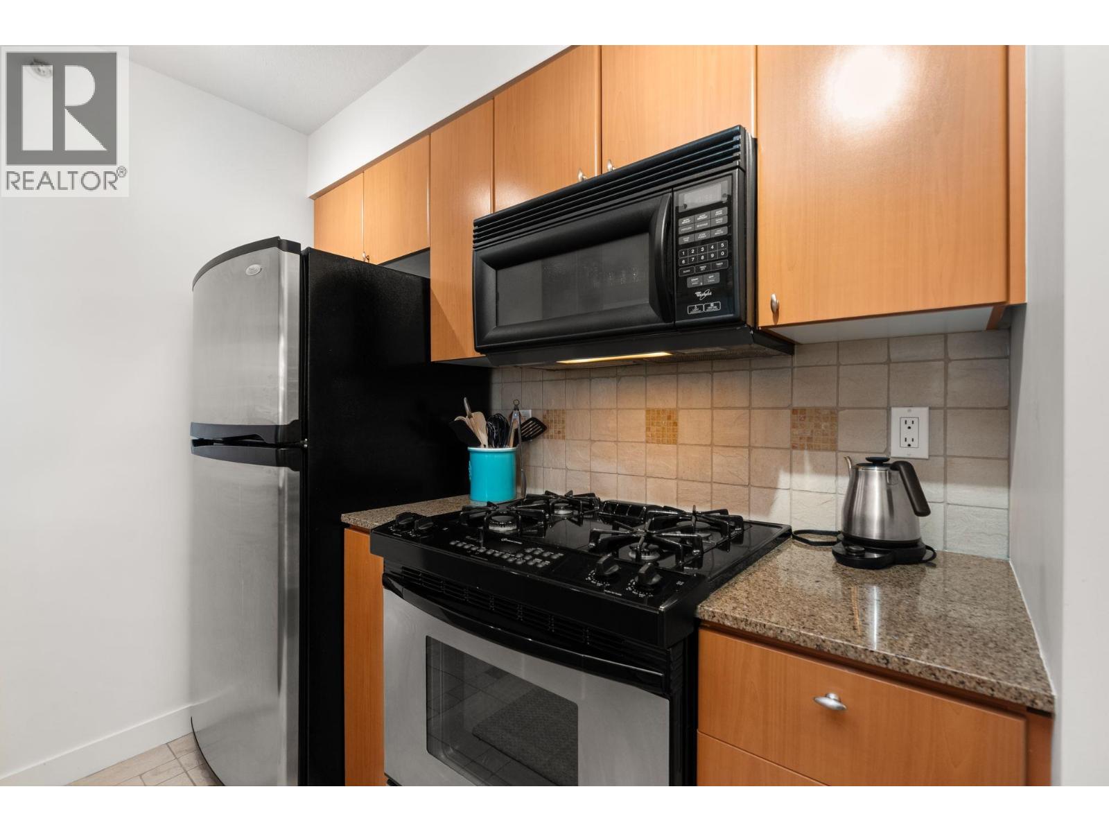 2108 1438 Richards Street, Vancouver, British Columbia  V6Z 3B8 - Photo 8 - R3067977