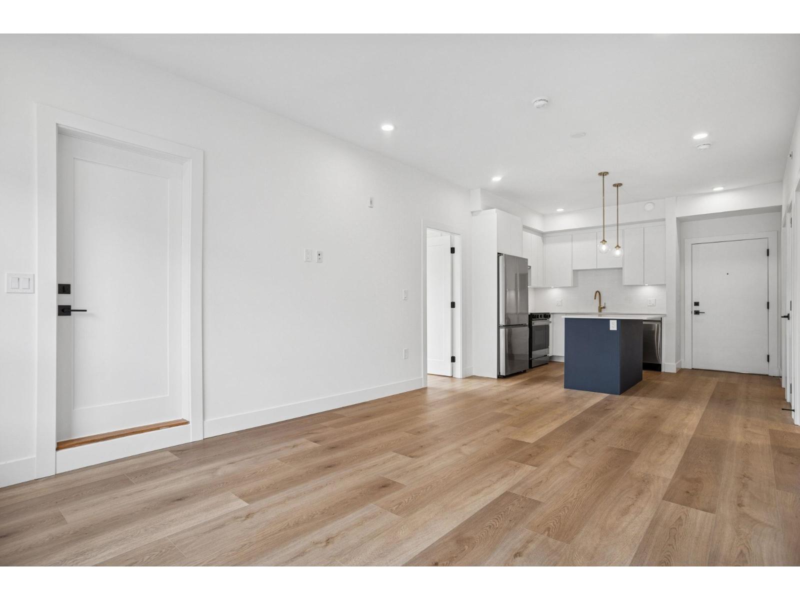 208 20286 72b Avenue, Langdale, British Columbia  V2Y 1T2 - Photo 3 - R3068932