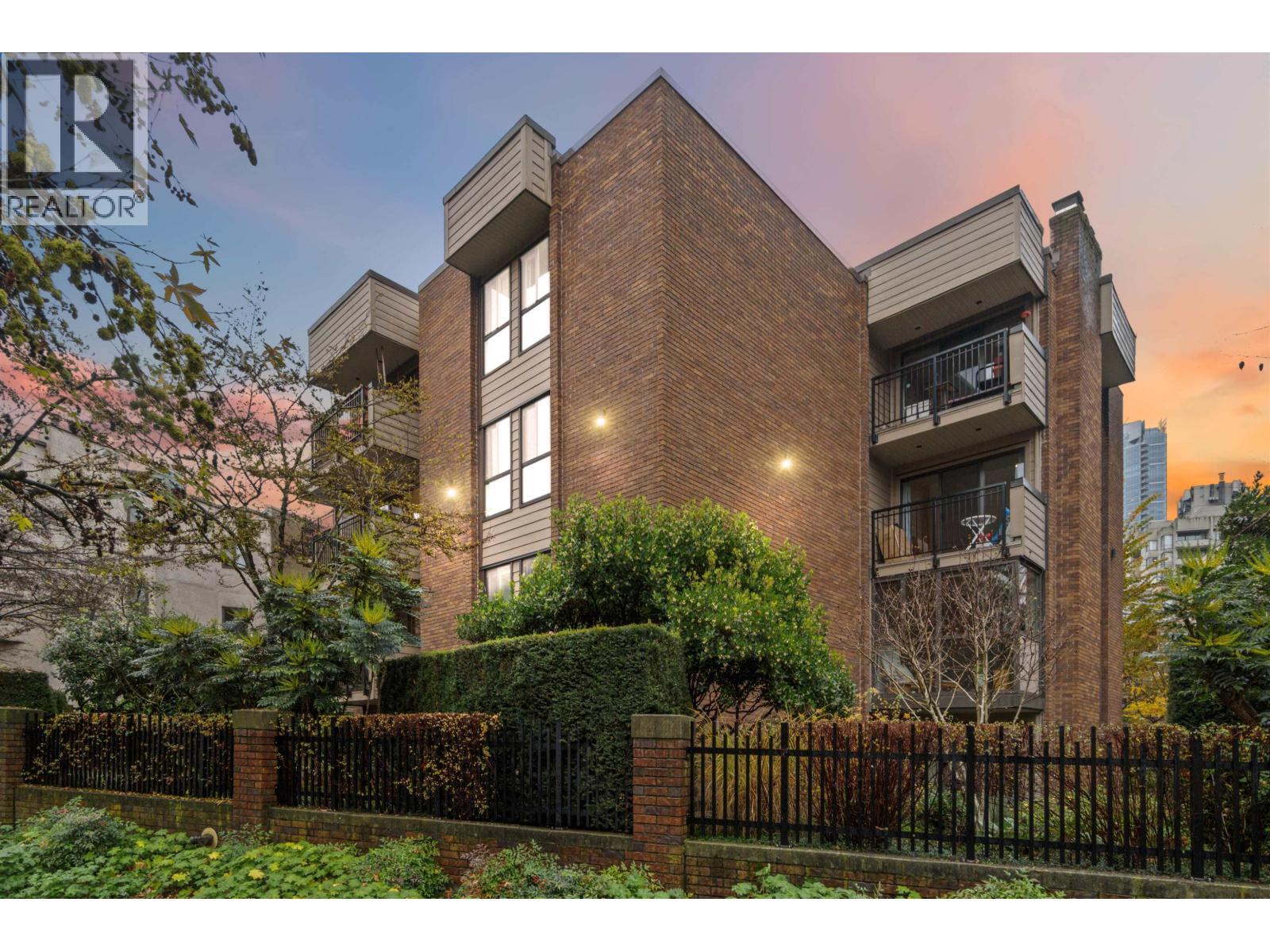 405 1157 NELSON STREET, vancouver, British Columbia