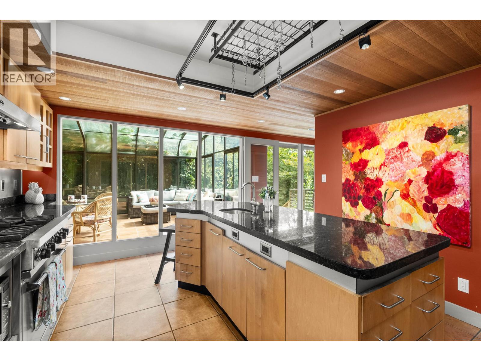 5588 Olympic Street, Vancouver, British Columbia  V6N 1Z5 - Photo 13 - R3070353