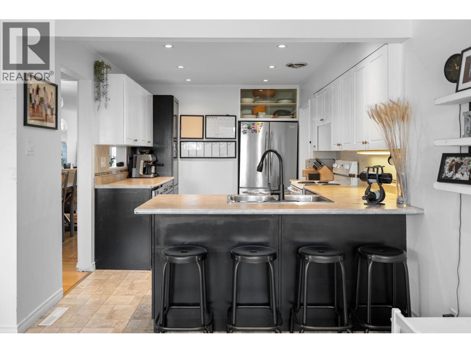 6529 Dawson Street, Vancouver, British Columbia  V5S 2W2 - Photo 11 - R3082497