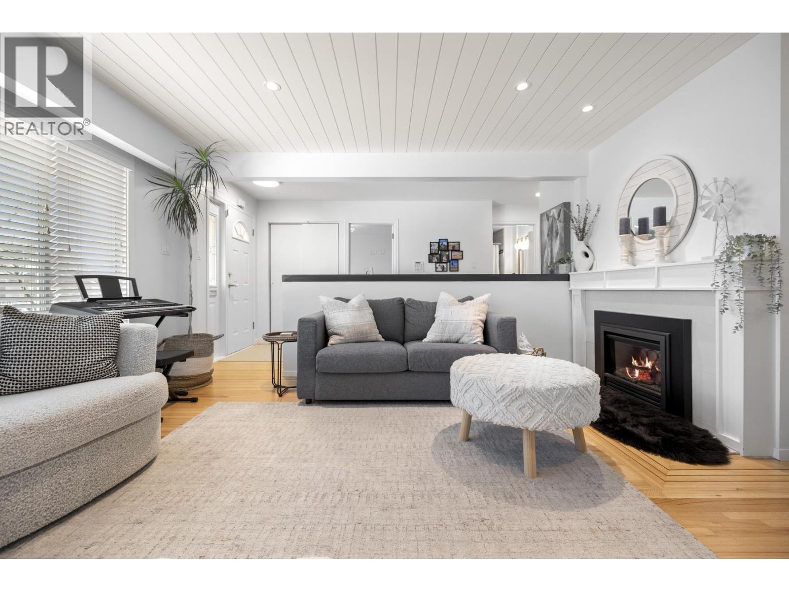 6529 Dawson Street, Vancouver, British Columbia  V5S 2W2 - Photo 7 - R3082497