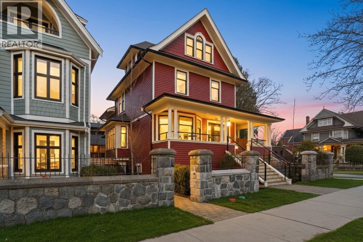 1967 NAPIER STREET, vancouver, British Columbia