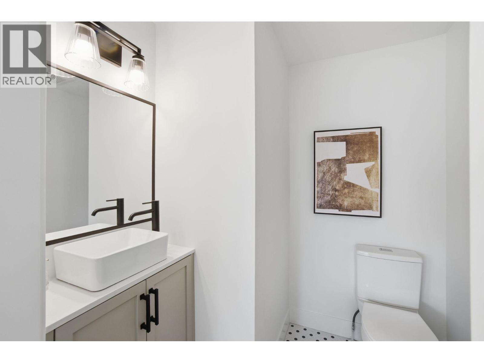 1967 Napier Street, Vancouver, British Columbia  V5L 2N6 - Photo 6 - R3089573